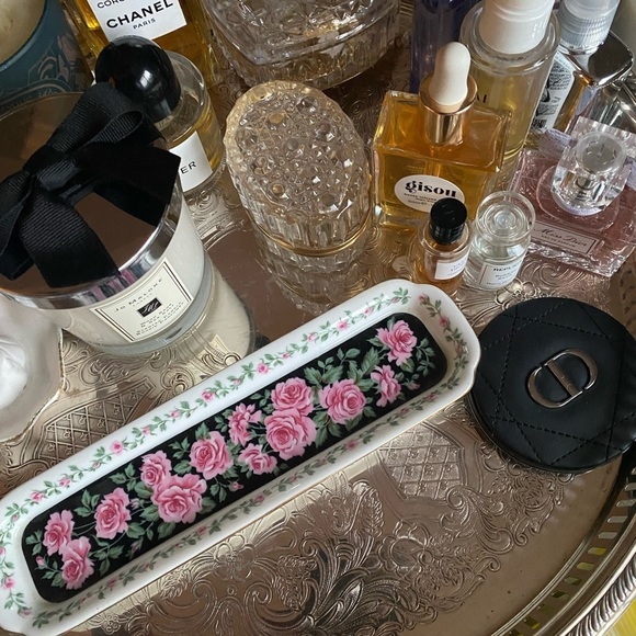 Neiman Marcus Other - NEIMAN Marcus porcelain trinket tray with flowers made in JAPAN
